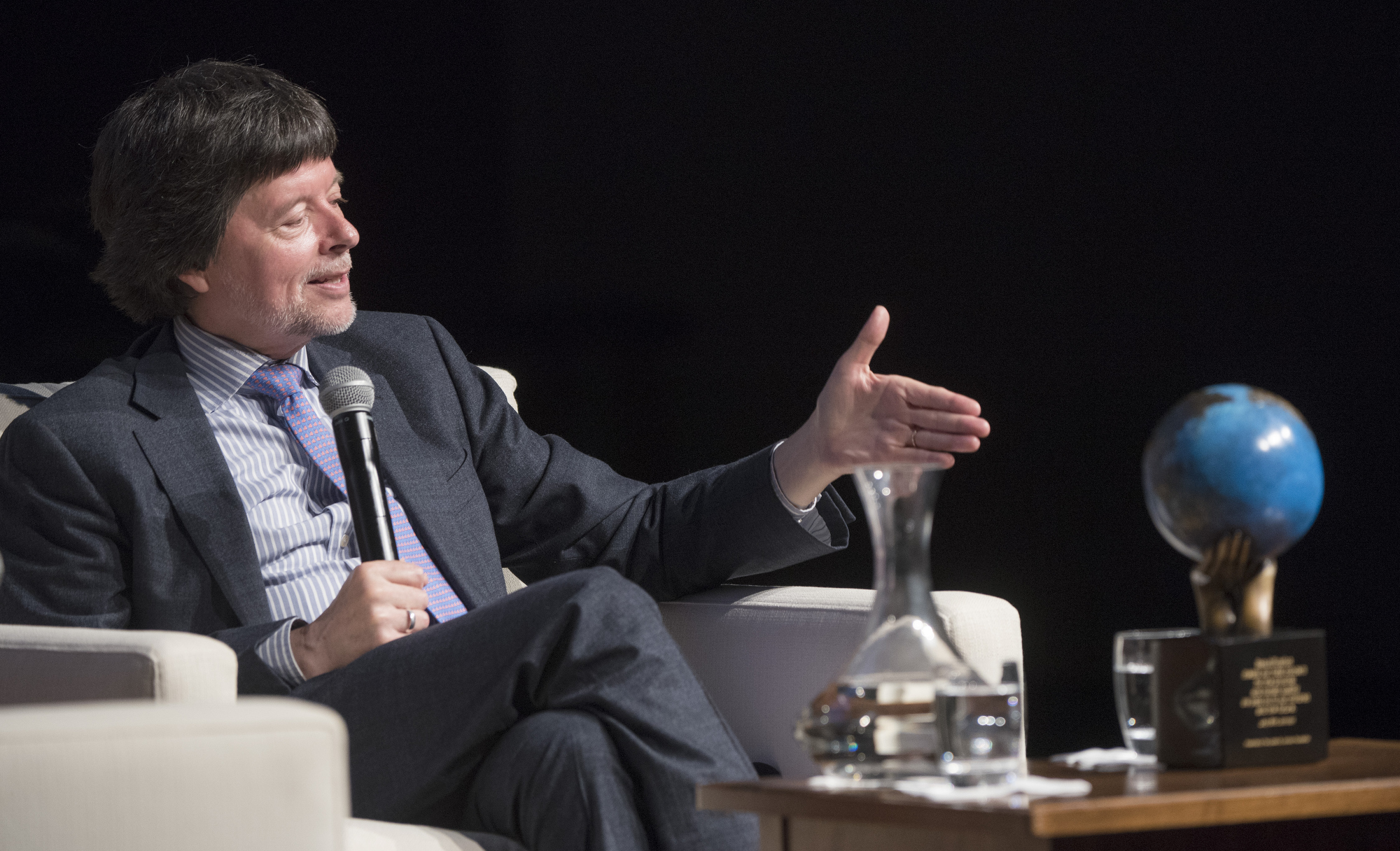 Ken Burns at his acceptance of the Lady Bird Johnson Environmental Award at the LBJ Presidential Libarry